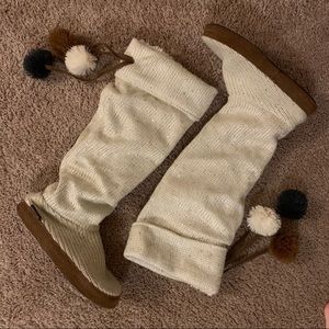 MukLuks Slipper Boots